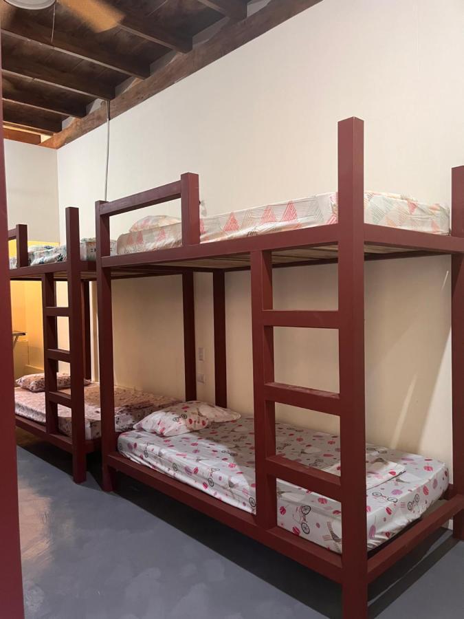 Hostel Tuanis Surf Camp Playa Santa Teresa  Ngoại thất bức ảnh