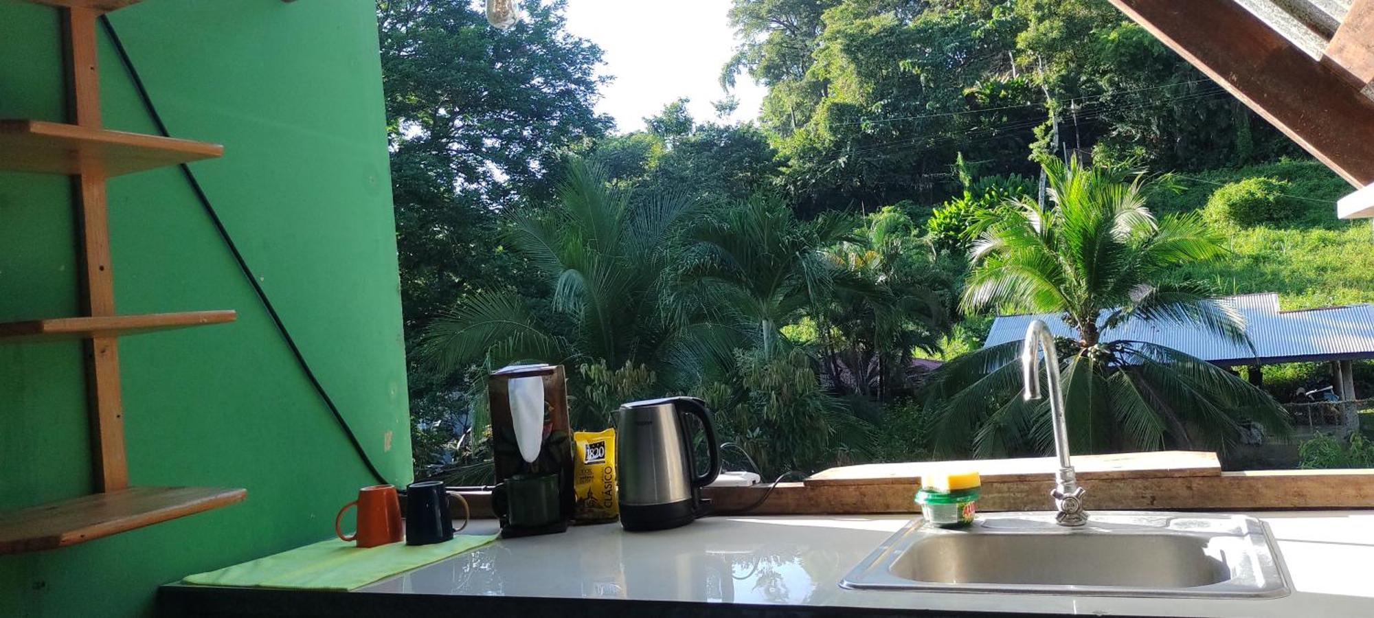 Hostel Tuanis Surf Camp Playa Santa Teresa  Ngoại thất bức ảnh